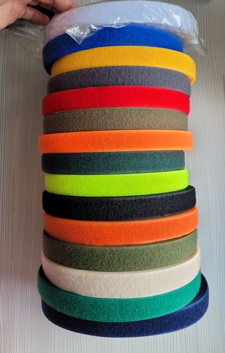 Липучка у кольорах