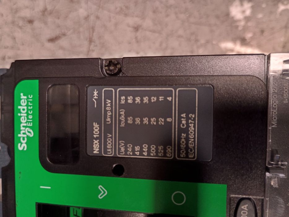 Автоматичний вимикач Shnider