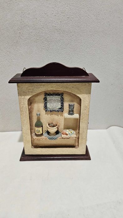 Dekoracyjna Szafka na Klucze – Miniatura Shadow Box – Judaika