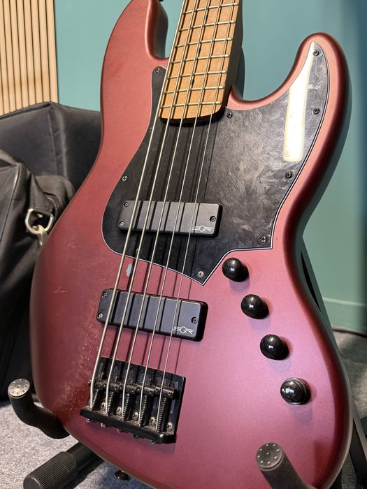 Squier Contemporary Jazz Bass