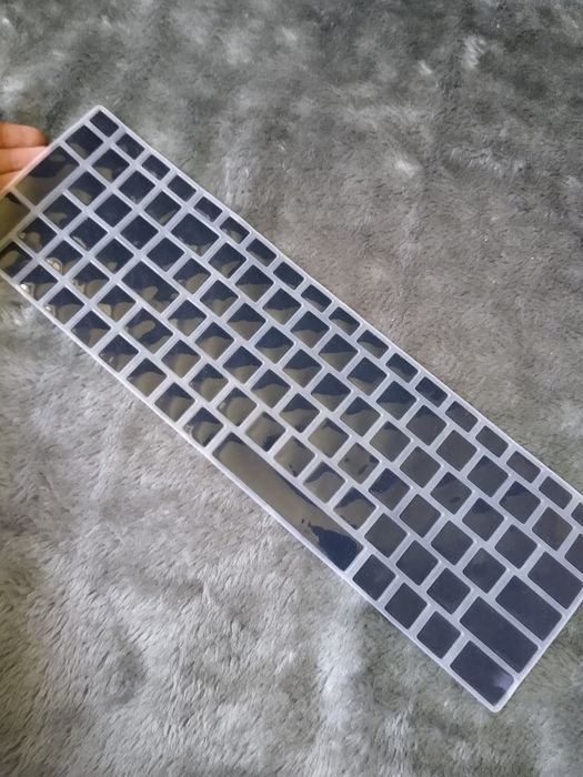Etui na klawiaturę