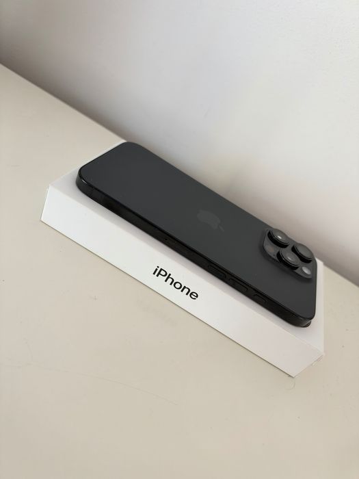 iPhone 16 Pro Max 256 GB Black Titanium | Stan idealny | Bateria 95%