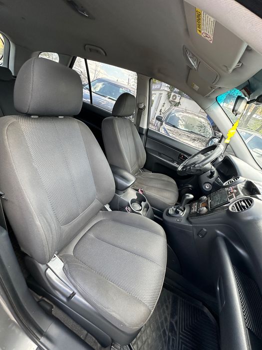 Продам  Kia Carens 2010 рік можлива розстрочка, кредит, обмін!
