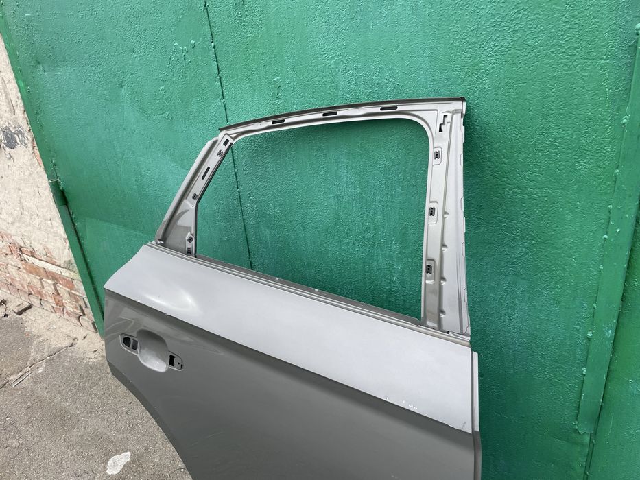 Двері праві ауді audi q5 Q5 2016- 80a спортбек sportbek