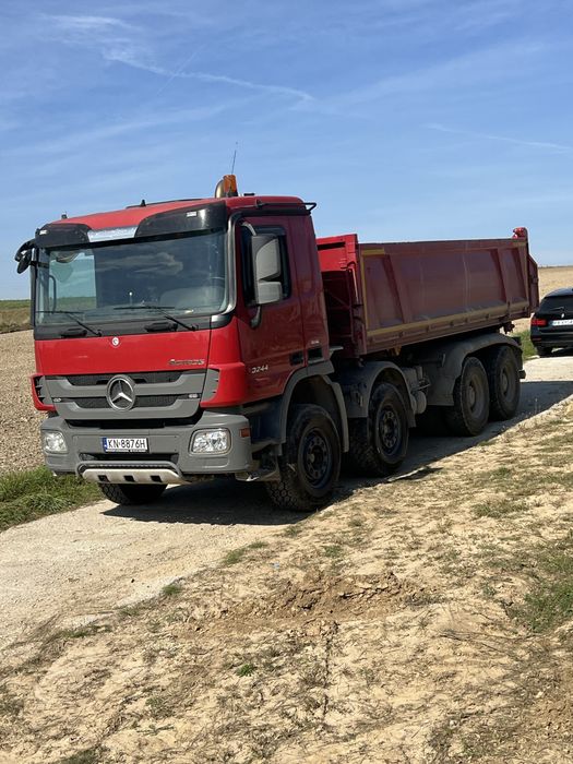Wywóz ziemi gruzu wywrotka 4 os transport kruszywo piasek