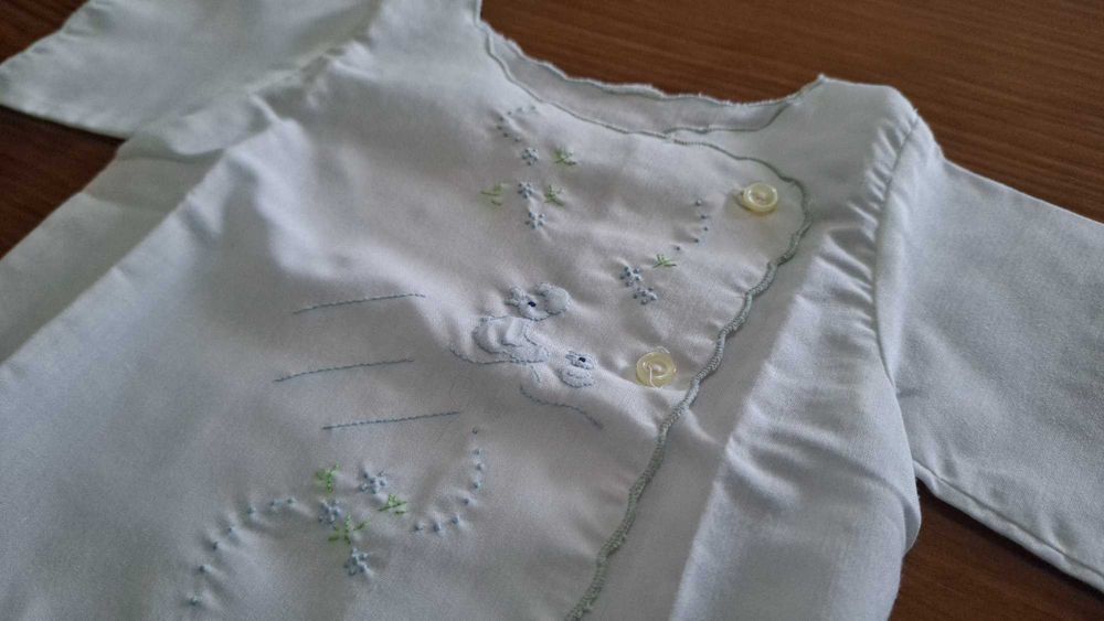 Roupa de Bebê Bordada