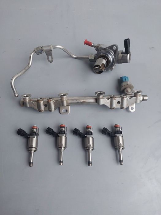 Паливний насос комплект 1.2tce (HRA2/HRA2DDT) Nissan,Renault,Infiniti