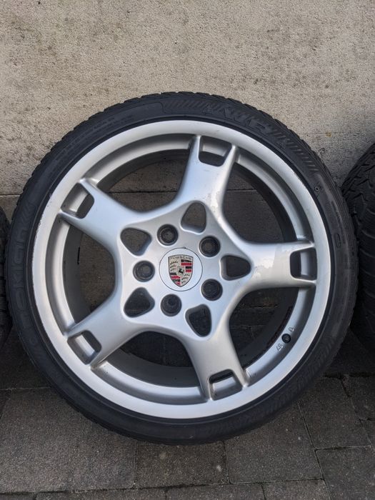 Koła alufelgi Porsche 997 5x130 VW Golf 8J 10J 19" 235/35 295/30