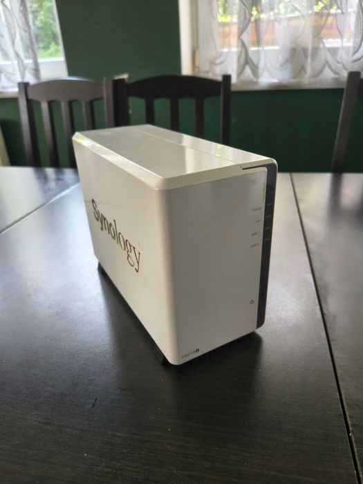 Synology DS 215j z dwoma dyskami 1,5 TB (razem 3 TB)