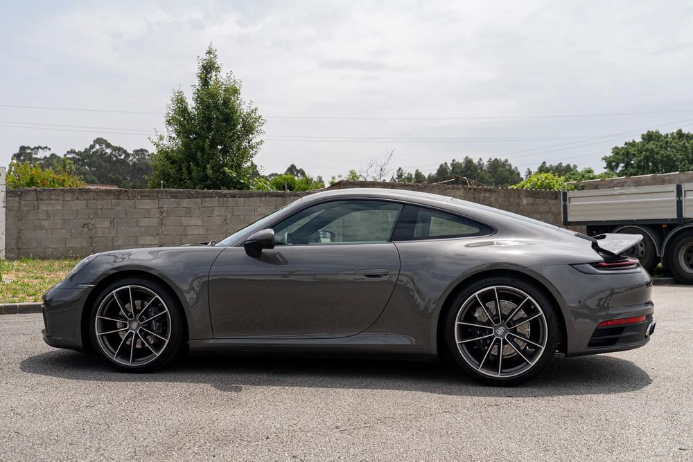 Porsche 911 (992) Carrera 4 PDK