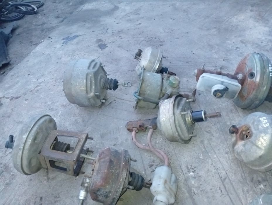 Вакумнний насос вакум ваз жигуль 2101 /2110/2109 Лада уаз волга