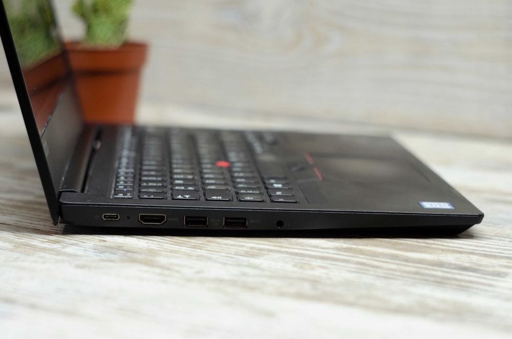 Ноутбук Lenovo ThinkPad E480 i5-8250U 3.4Ghz/DDR4 8Gb/SSD 240Gb/14´