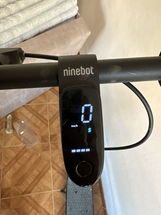 Vendo trotinete/sem carregador