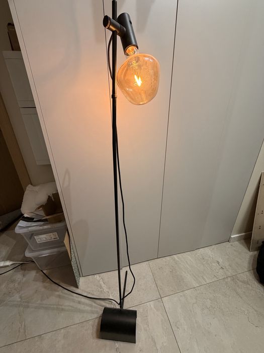 Ikea lampa podlogowa z zarowka