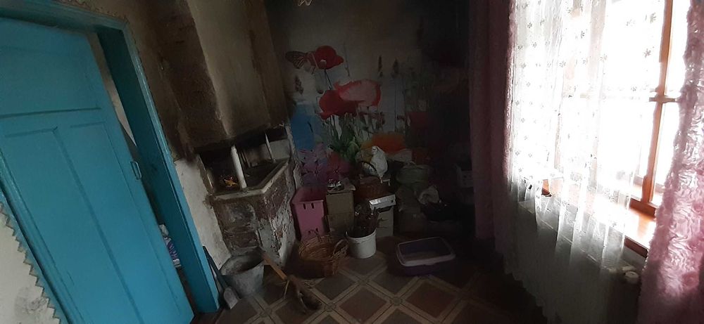продаєм будинок із жилою літнєю кухнею