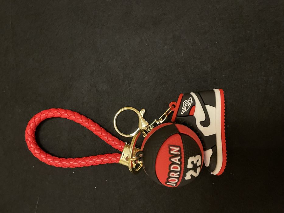 Brelok Bialo Czerwony