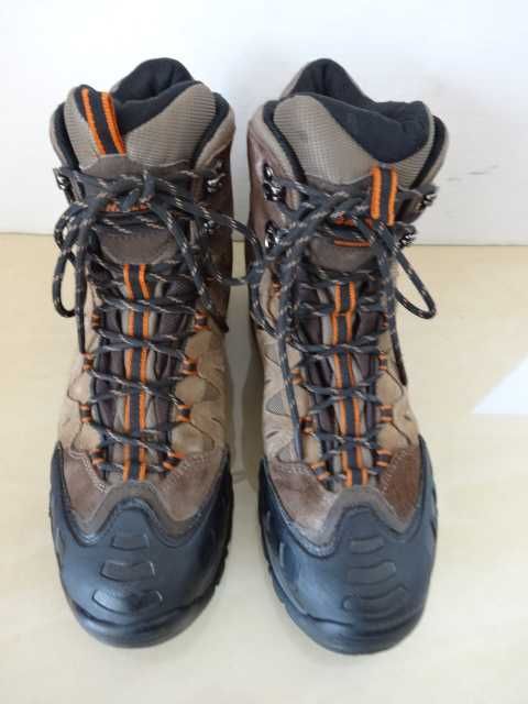 Buty HI-TEC BOZEMAN roz 43 OCIEPLANE Śniegowce Turystyczne