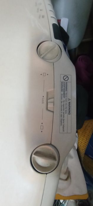 Projektor Epson EB-G6050W