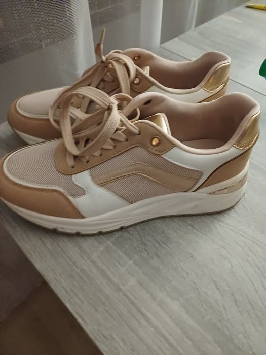 Snakersy damskie ccc