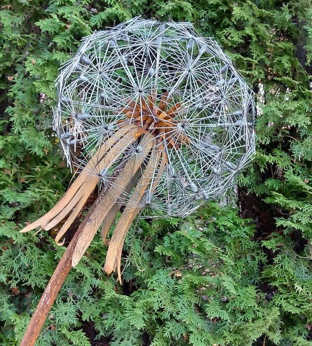 Садовая скульптура, одуван