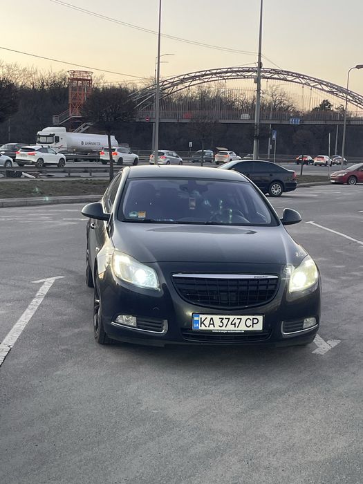 Продам СВОЄ АВТО opel insignia