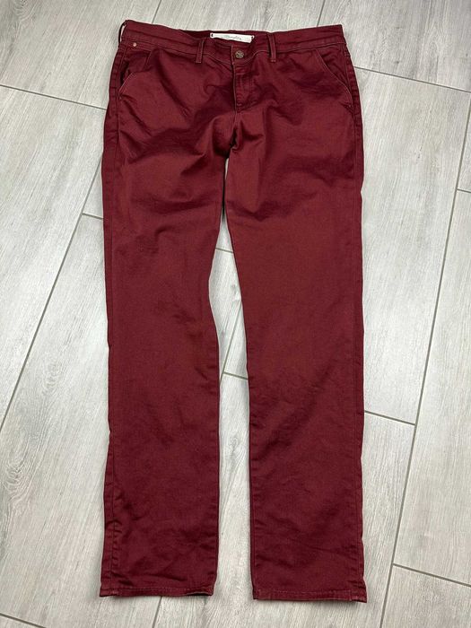 Spodnie męskie chino Wrangler W31 L32 bordowe