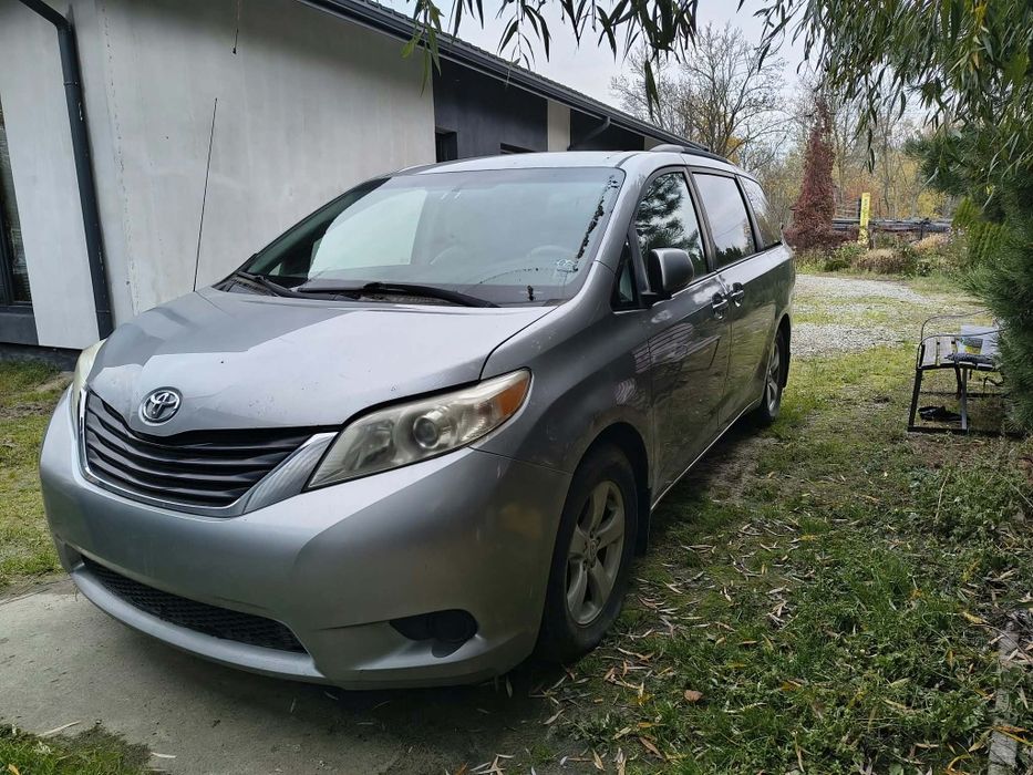 Toyota Sienna