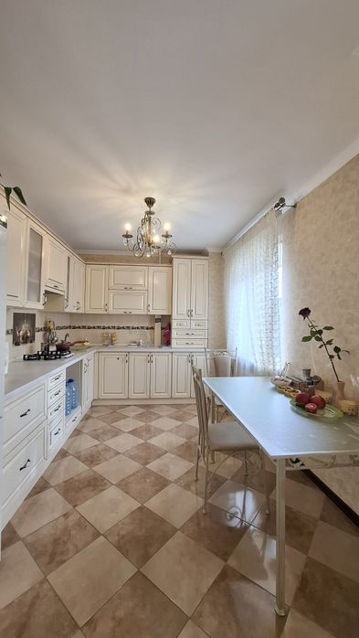 Продаж 2-кімнатної квартири в м. Трускавець, вул. Скоропадського