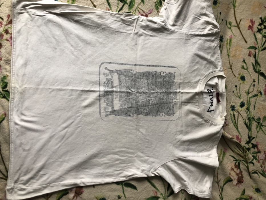 Tshirt Levis 38/ M, oryginalny fason