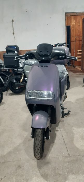 Електроскутер Crosser CR-9