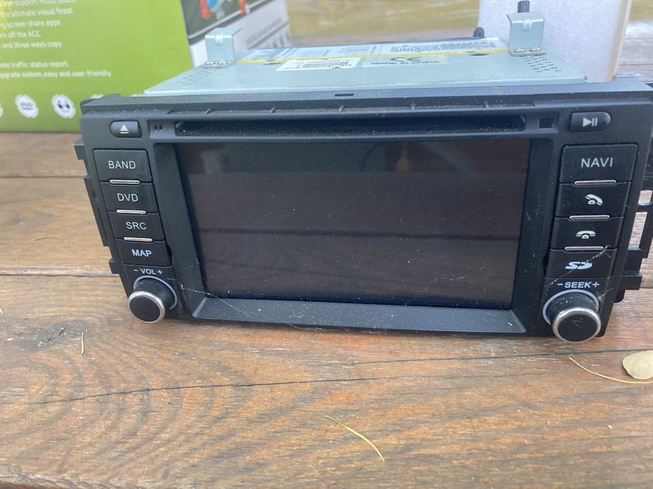 Radio  android car play chrysler Town & Country 11-19
