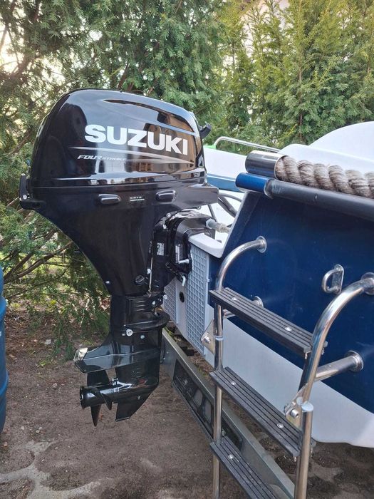 Łódź motorowa NOWA kabinowa z silnikiem Suzuki 20KM NOWY+ przyczepka