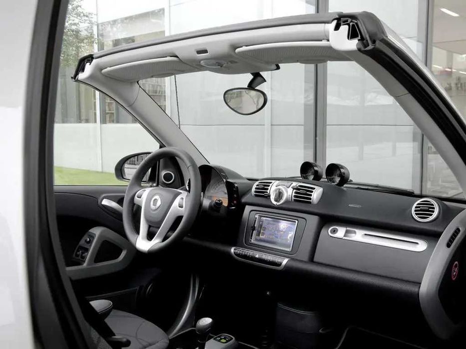 Продам елементи обшивки салону (стелі) для Smart Fortwo 451