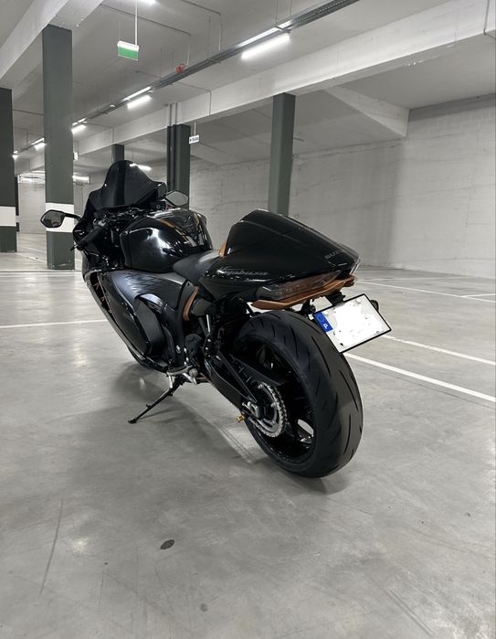 Suzuki Hayabusa  Akrapovic