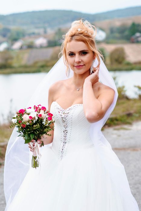 Весільне плаття  від Оксани Мухи!