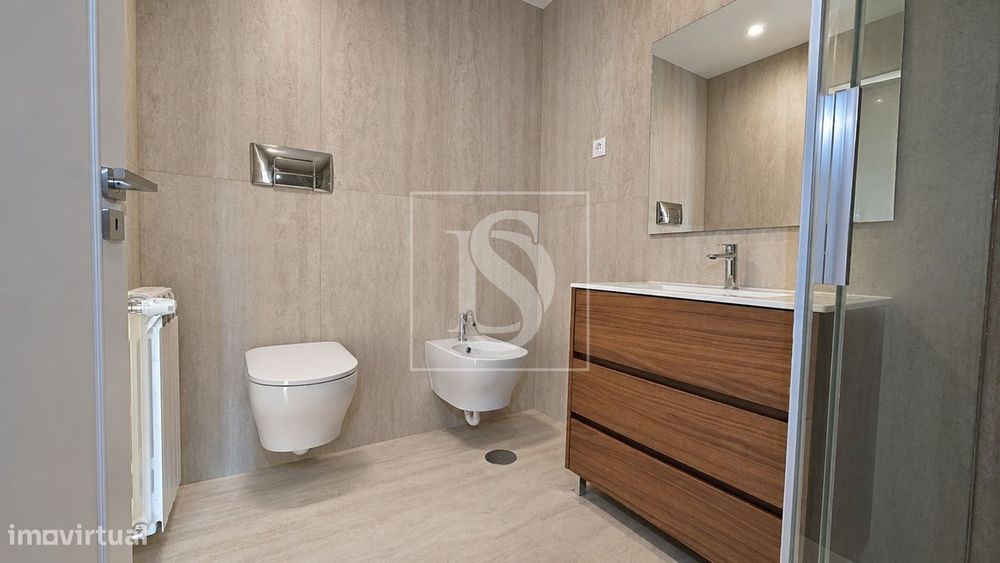 Apartamento T3 Venda em Nogueira, Fraião e Lamaçães,Braga