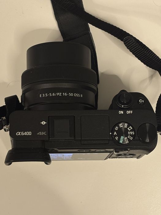 Sony a6400 + 16-50 OSS II