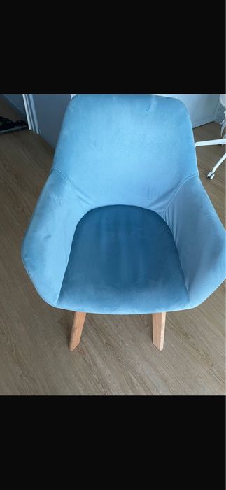 Cadeiras de jantar em Veludo - novas/ sem utilização