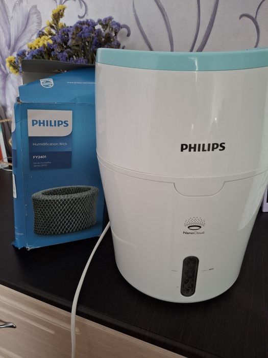 Зволужувач повітря