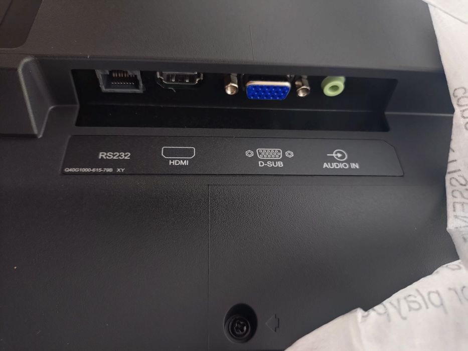 Monitor Hikvision DS-D5032QE CCTV