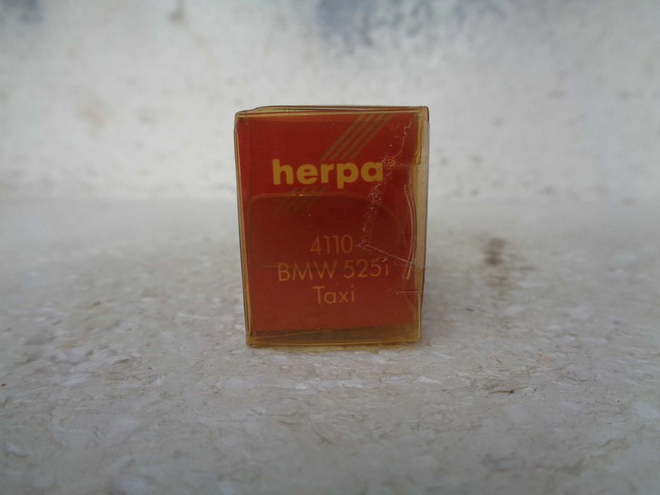 1:87 Herpa Taxi BMW 525i refª 4110