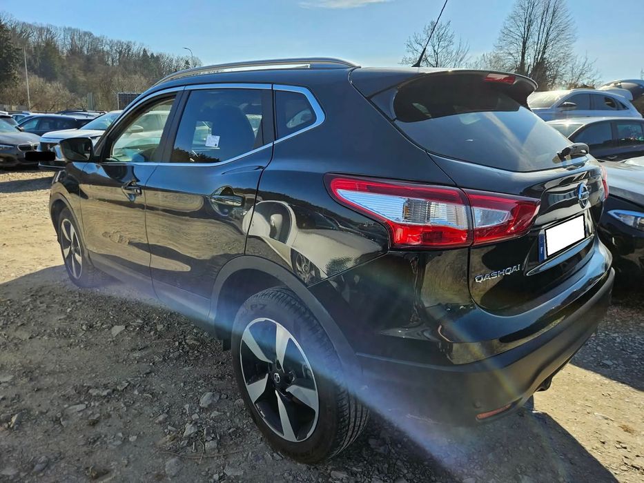 Nissan Qashqai 1.2 benzyna  2017 rok  automat , kamery 360 panorama
