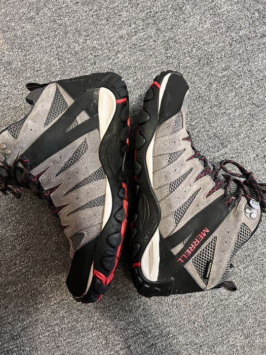 Демісезонне взуття