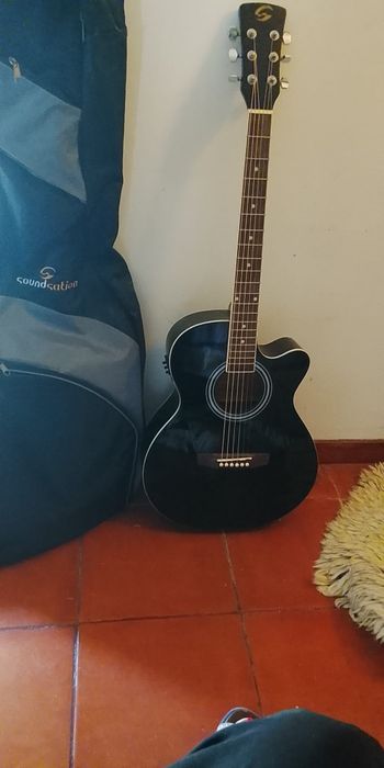 Vendo guitarra eléctrica acústica Sound sistems