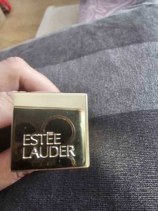 Pomadka ESTÈE LAUDER nowa !