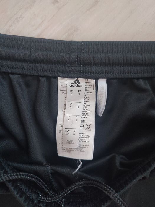 Spodenki krótkie adidas