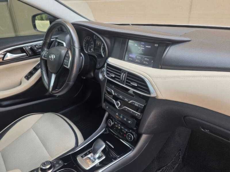 2019 Infiniti QX30