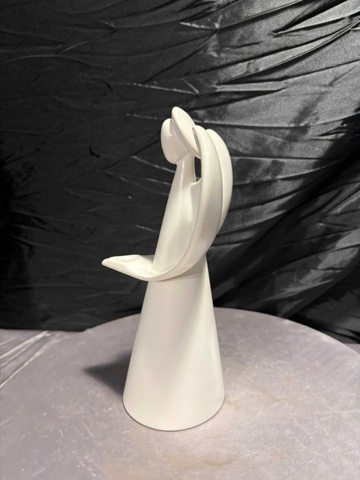 Ceramiczny anioł skrzydła w kształcie serca