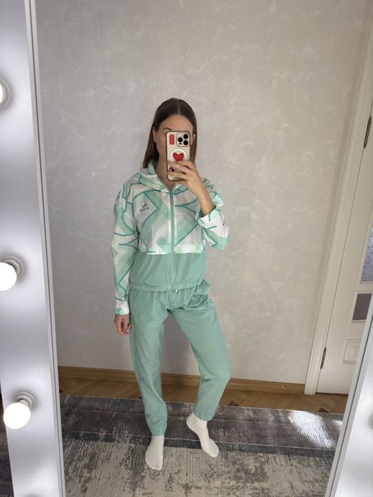 Костюм спортивний EVOIDS оригінал жіночий, вітрівка та вітрові штани S