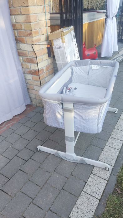 Łóżeczko dziecięce dostawne dostawka , kołyska Chicco